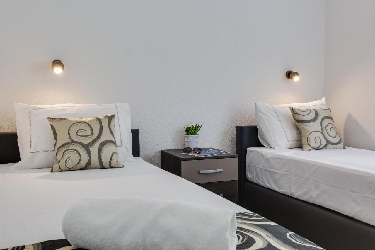 Apartmani Kastelina Vir Bagian luar foto