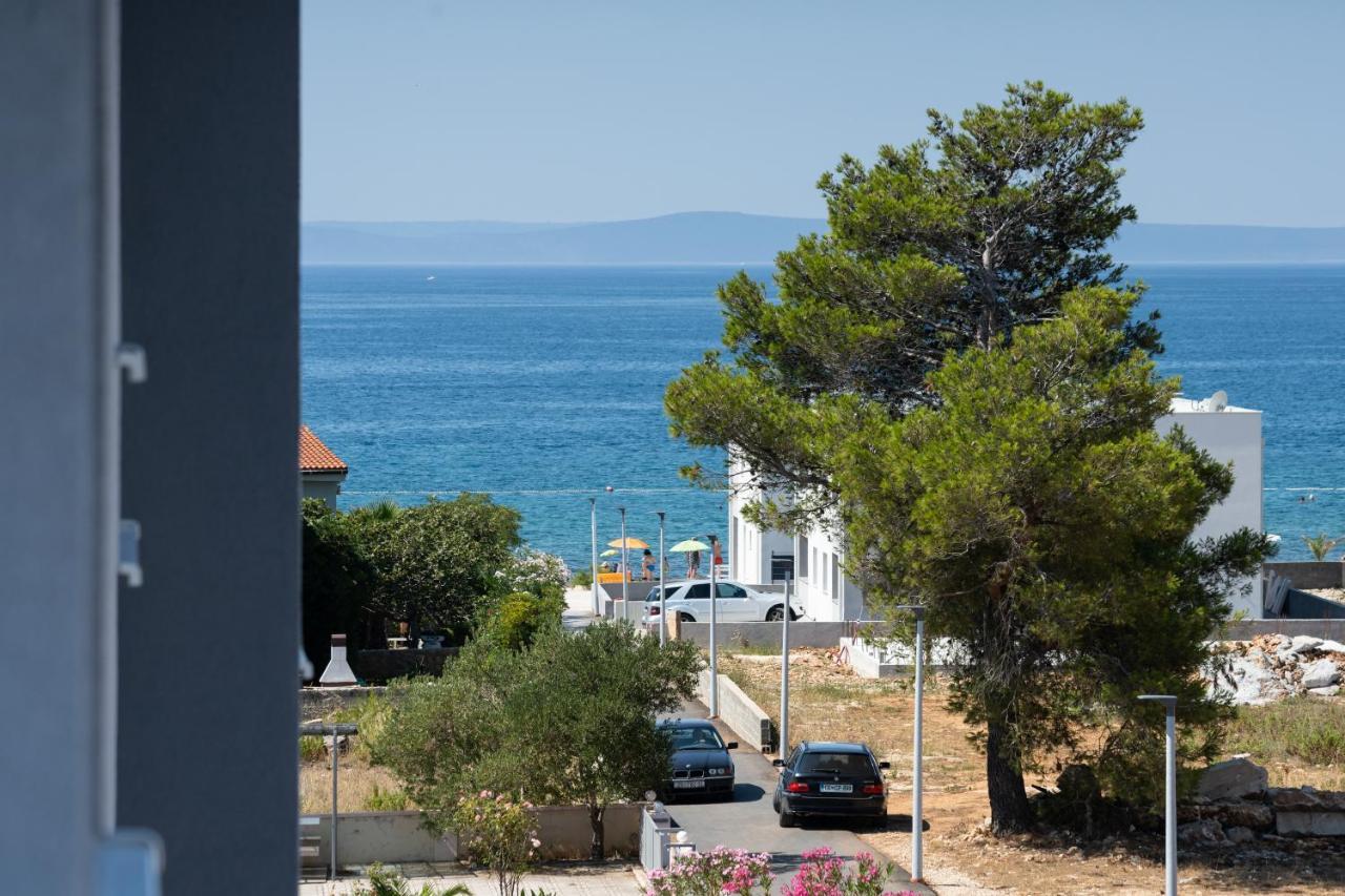 Apartmani Kastelina Vir Bagian luar foto