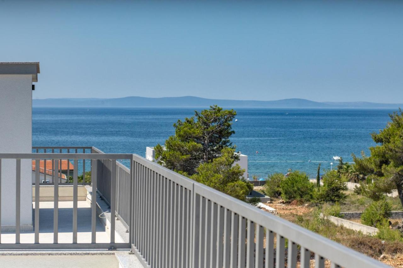 Apartmani Kastelina Vir Bagian luar foto